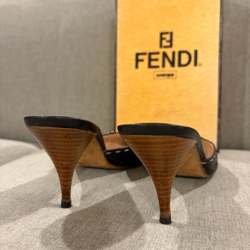 Fendi Vintage Kitten Heels - Black Leather Stitched Heels - Size 37 / 7 - Picture 6 of 10